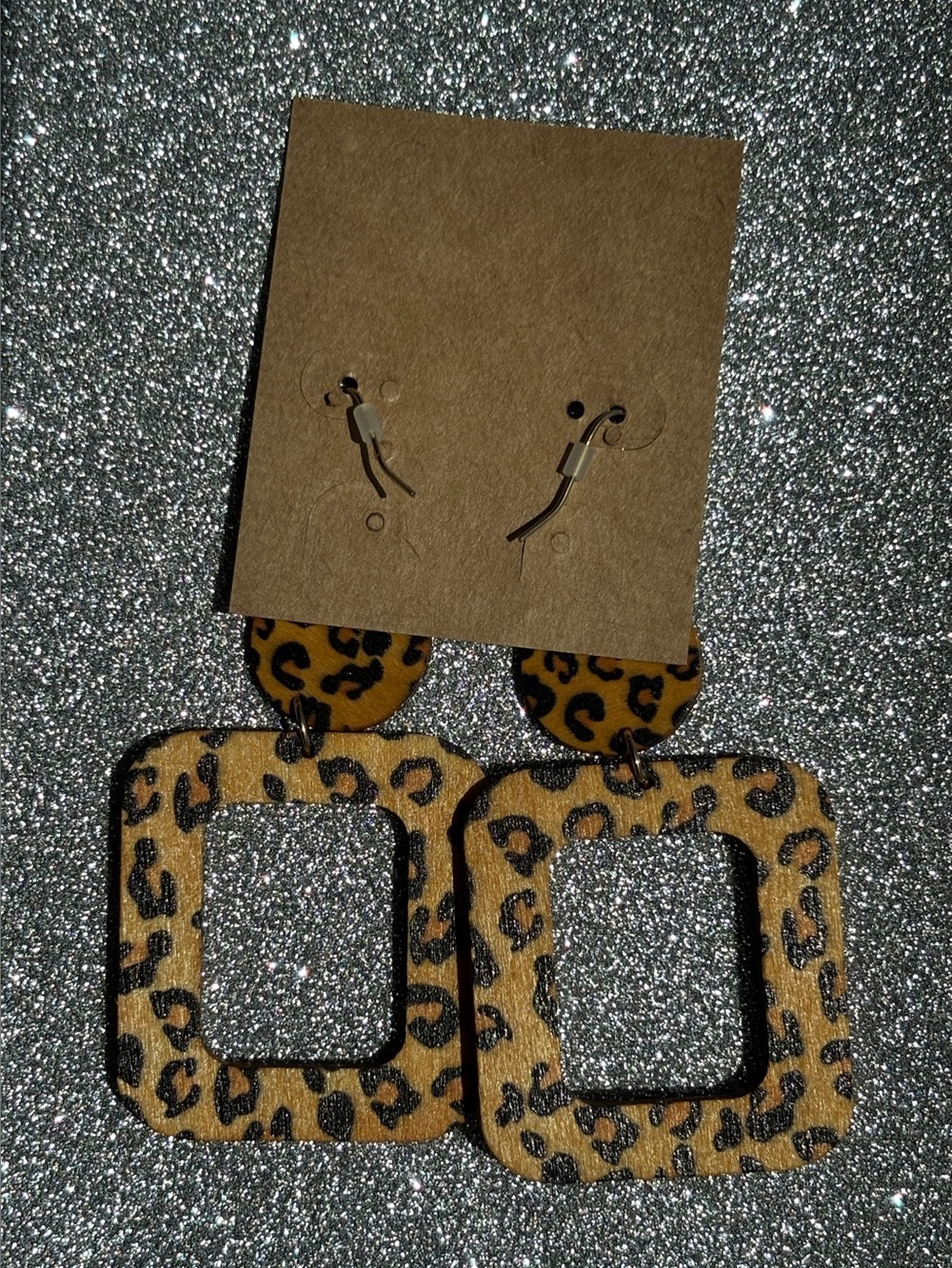 Animal Print Earrings NEW - Picture 2 of 5